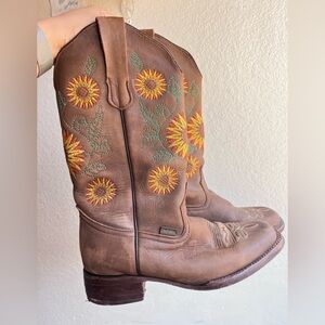 Vintage Brown Leather Sunflower Embroidered Cowboy Boots